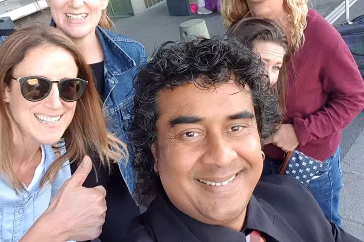 Happy guests with private driver guide, ideal for Loch Ness Legends and Highland Capital scenic tour