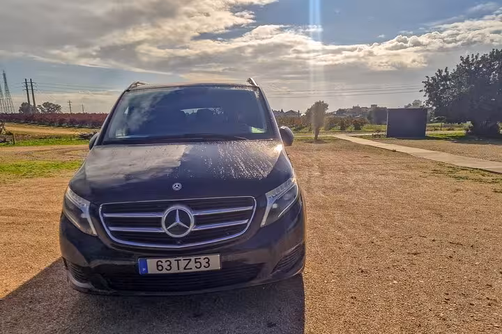Private Mercedes minivan pickup for all inclusive Lisbon to Algarve tour with Benagil Cave visit