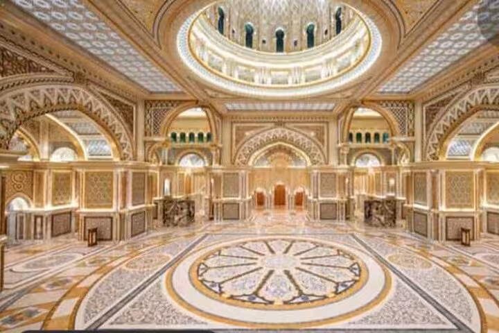 Qasr Al Watan palace interior on Abu Dhabi layover sightseeing tour with seamless airport transfers