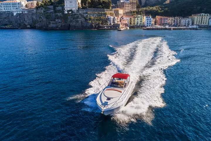 Raffaelli Shamal 40 luxury yacht cruising through azure waters near Sorrento, perfect for a private Capri tour.