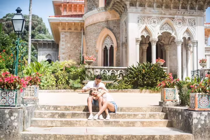 Romantic couple photo shoot at Palácio de Monserrate near Lisbon with a private vacation photographer