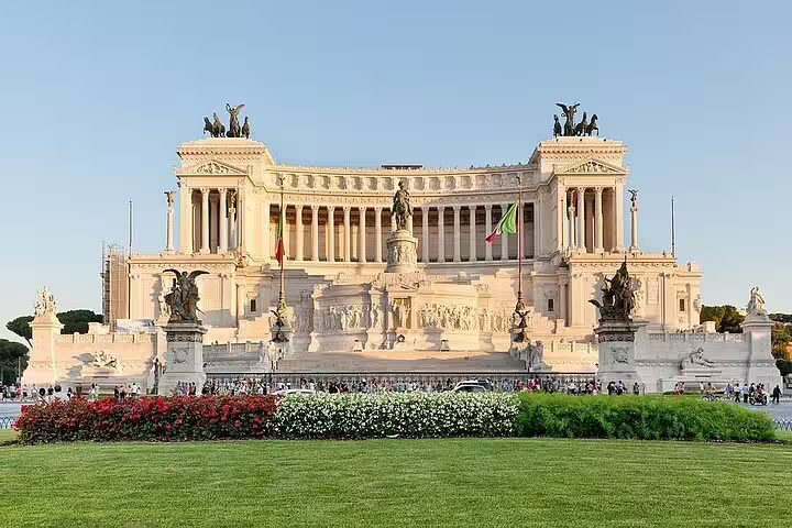 Panoramic view of Vittoriano monument in Piazza Venezia, a highlight of Rome private double decker open bus sightseeing tour