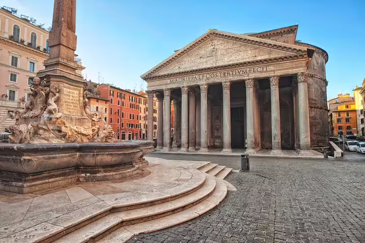 Explore the iconic Pantheon in Rome on a fun family tour featuring games and Italian delicacies for kids.