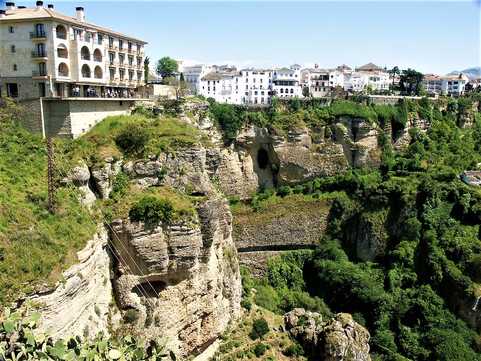 Clifftop views of Ronda above El Tajo gorge, highlight of a private Ronda trip from Costa del Sol