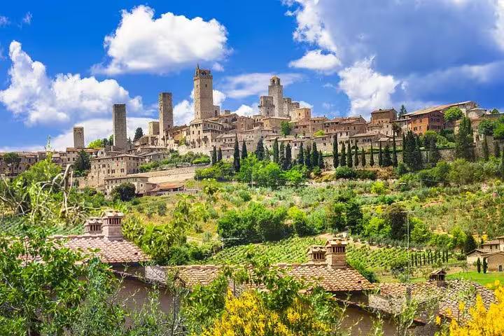Picturesque landscape of San Gimignano with its medieval skyline and lush countryside.