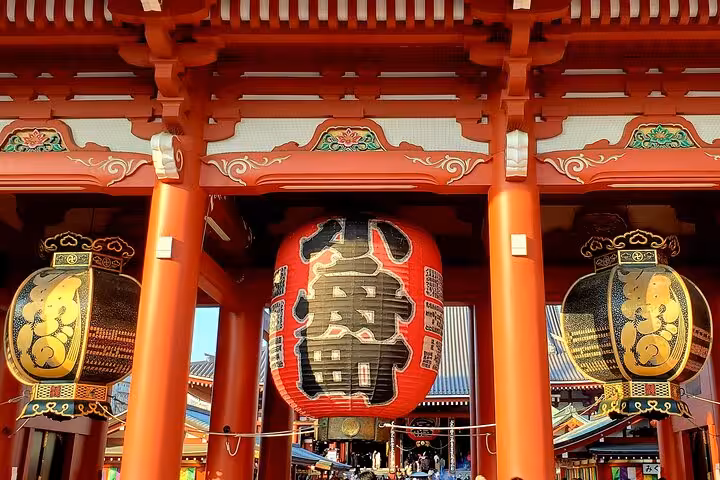 Marvel at the grand lanterns of Senso-ji Temple gate, featured in the Tokyo customizable private tour with English guide.