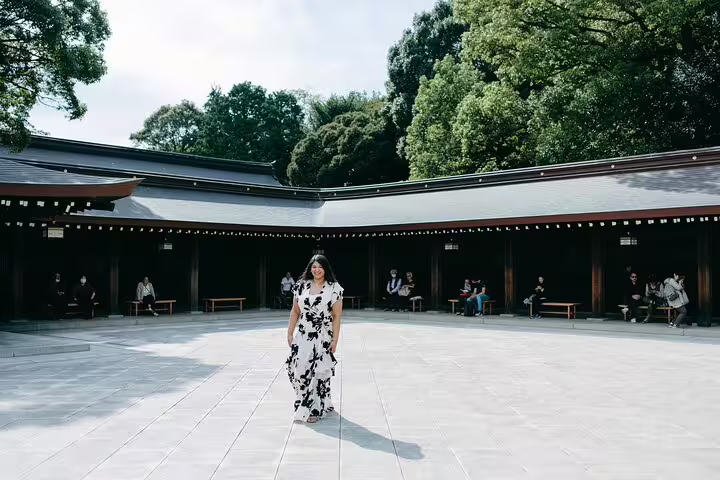 Solo traveler photoshoot at Meiji Jingu shrine courtyard, Tokyo personal travel and vacation photographer
