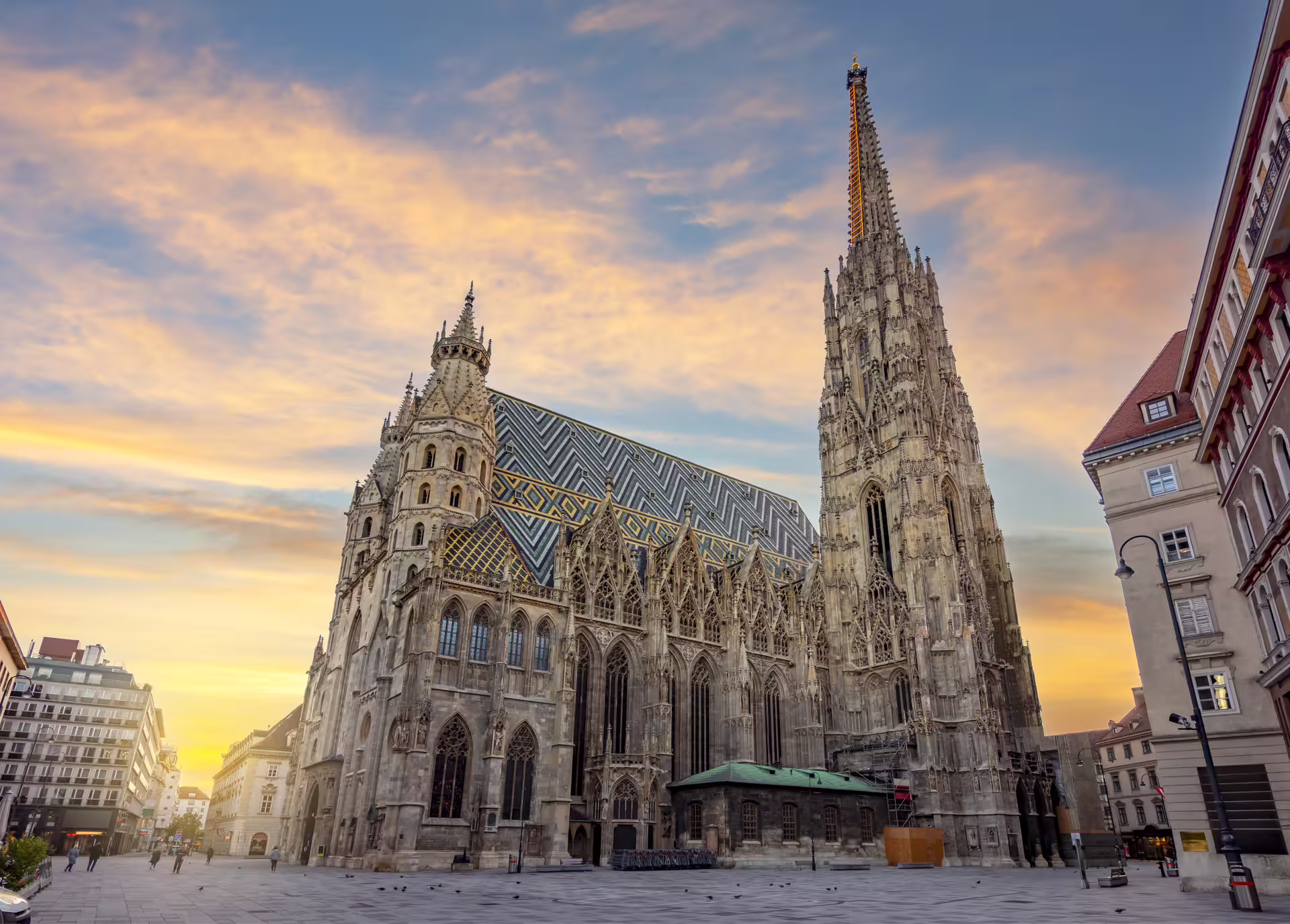 St. Stephen’s Cathedral at sunset in Vienna historic centre, 1-day walking tour with multilingual audioguide
