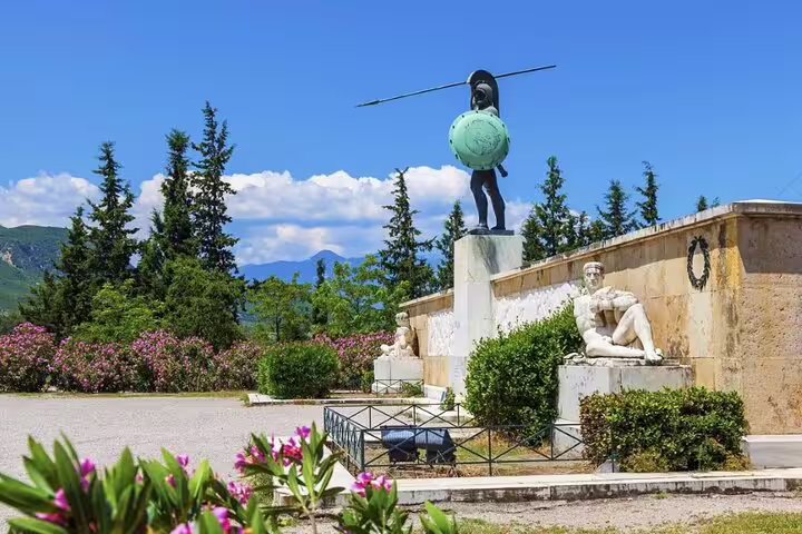 Thermopylae Leonidas monument on the route to Meteora, cultural stop on a private day tour from Athens