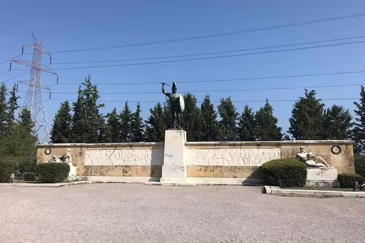Thermopylae monument with Leonidas statue stop on full-day tour to Meteora and Thermopylae including dinner