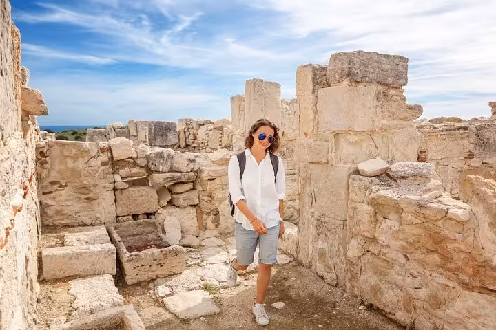 Traveler exploring ancient Luxor ruins on a 2-day private tour from Hurghada to Luxor and Abu Simbel