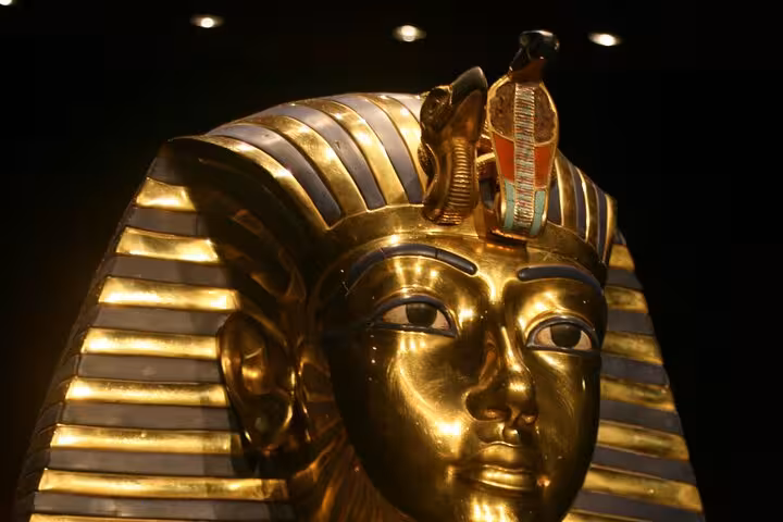 Tutankhamun gold death mask at Egyptian Museum Cairo on Sharm El Sheikh to Cairo bus day trip