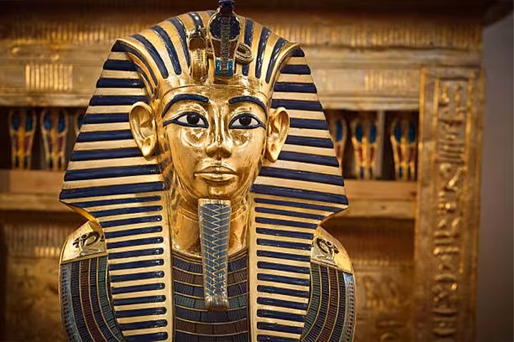 Tutankhamun golden mask at the Egyptian Museum, Cairo on full-day Hurghada to Pyramids tour
