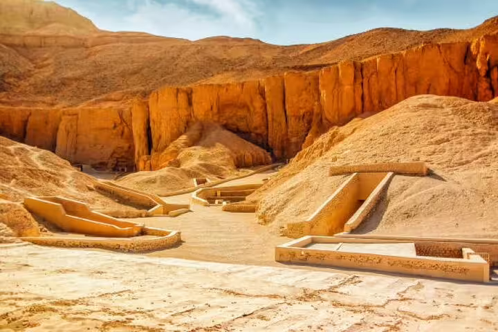 Desert landscape of Valley of the Kings, Luxor, tomb entrances on Luxor day tour from Karnak