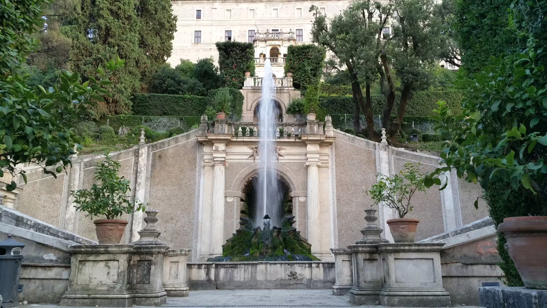 Renaissance fountain and terraced gardens at Villa d’Este in Tivoli, a historic stop on the Italy of the Emperors tour
