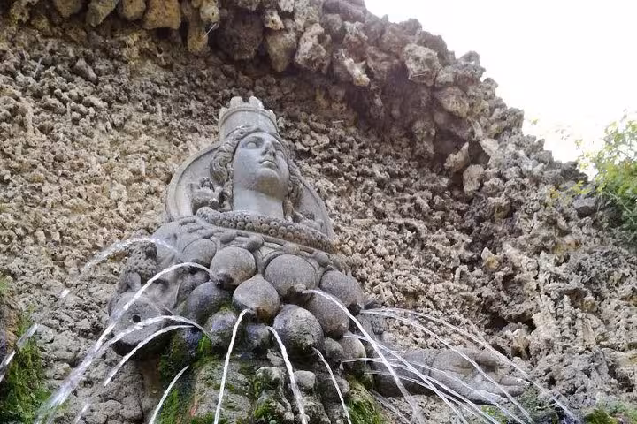 Villa d’Este Tivoli fountain statue close-up, Baroque water jets on half-day tour from Rome