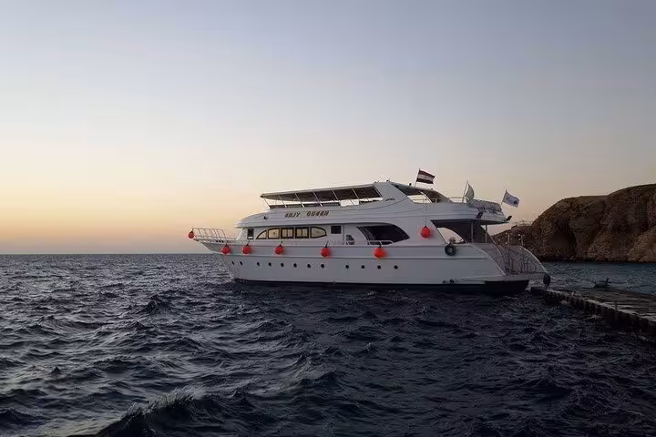 White Island and Ras Mohammed boat trip yacht at sunset in Sharm El Sheikh with lunch and snorkeling