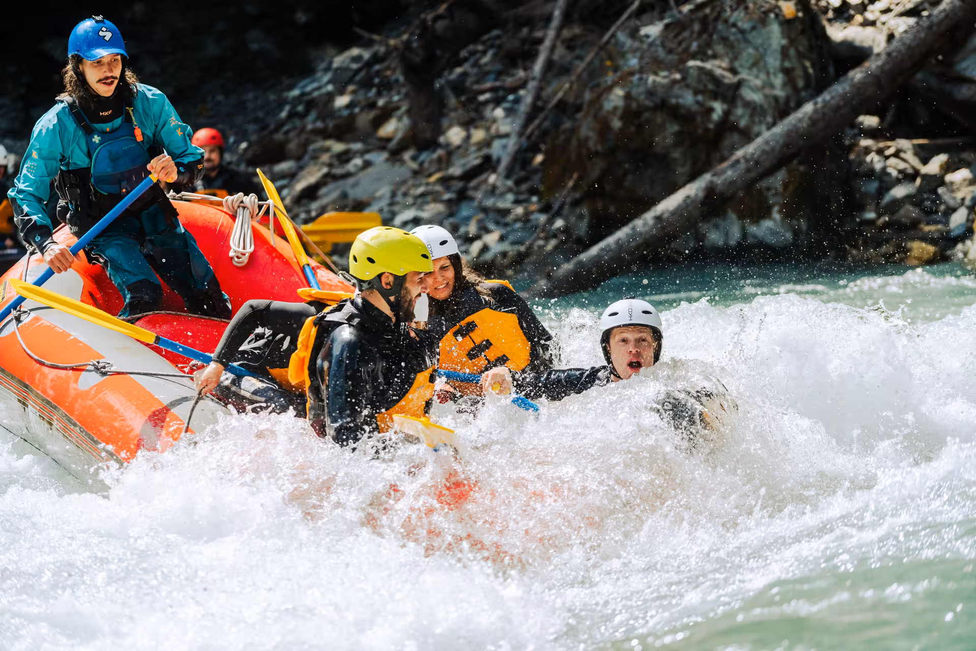 Rafting Switzerland - Whitewater Action - Rafting.ch