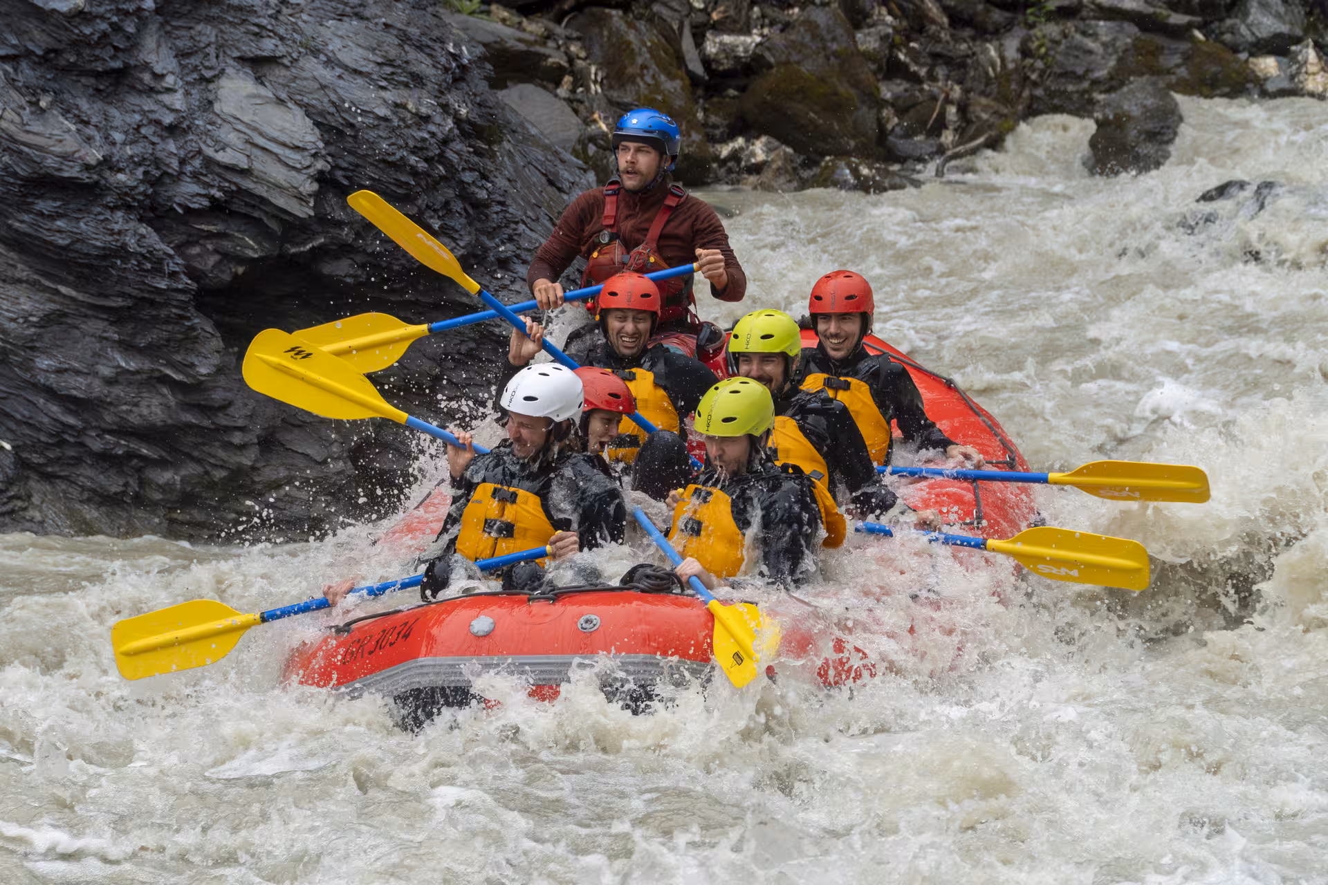 Rafting Switzerland - Whitewater Action - Rafting.ch