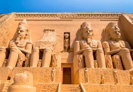 Front view of Abu Simbel temple colossi and carvings, included in 5-day Cairo Luxor Abu Simbel air tour