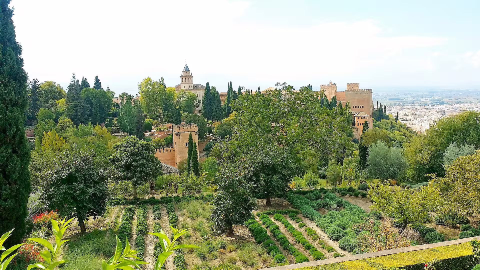 Alhambra Palace and Generalife gardens in Granada on a group day trip with Costa del Sol hotel pick-up