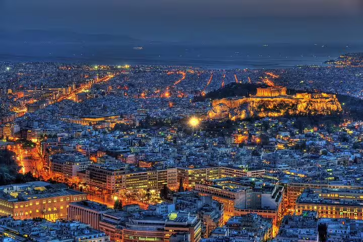 Night panorama of Athens with illuminated Acropolis, ideal for Best of Athens and Cape Sounio private tour