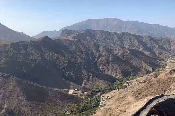 Scenic view of rugged Atlas Mountains, a key attraction on the 4-day Fes to Marrakech tour via Merzouga.