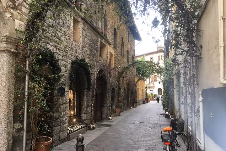 Charming cobblestone lane in Bellagio near Lake Como on Milan to Como Bellagio and Lugano day trip