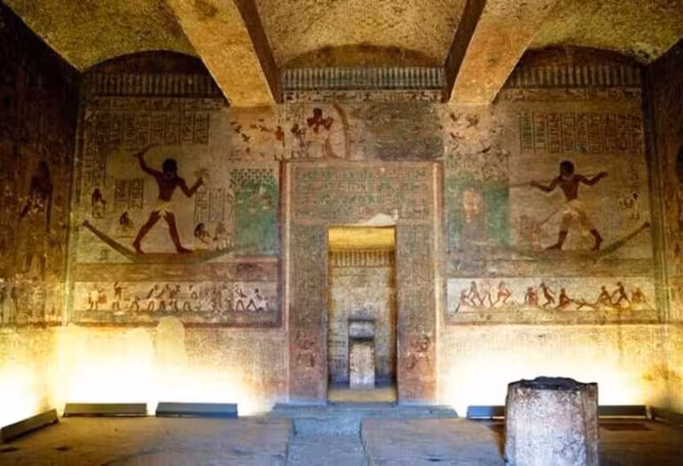 Beni Hassan tomb chamber wall paintings and hieroglyphs, must-see stop on 2-day Amarna Dendera Abydos tour