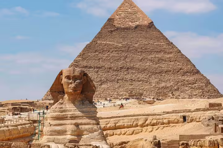 Great Sphinx and Pyramid of Khafre at Giza on 2-day Cairo by air tour from Hurghada, Egypt