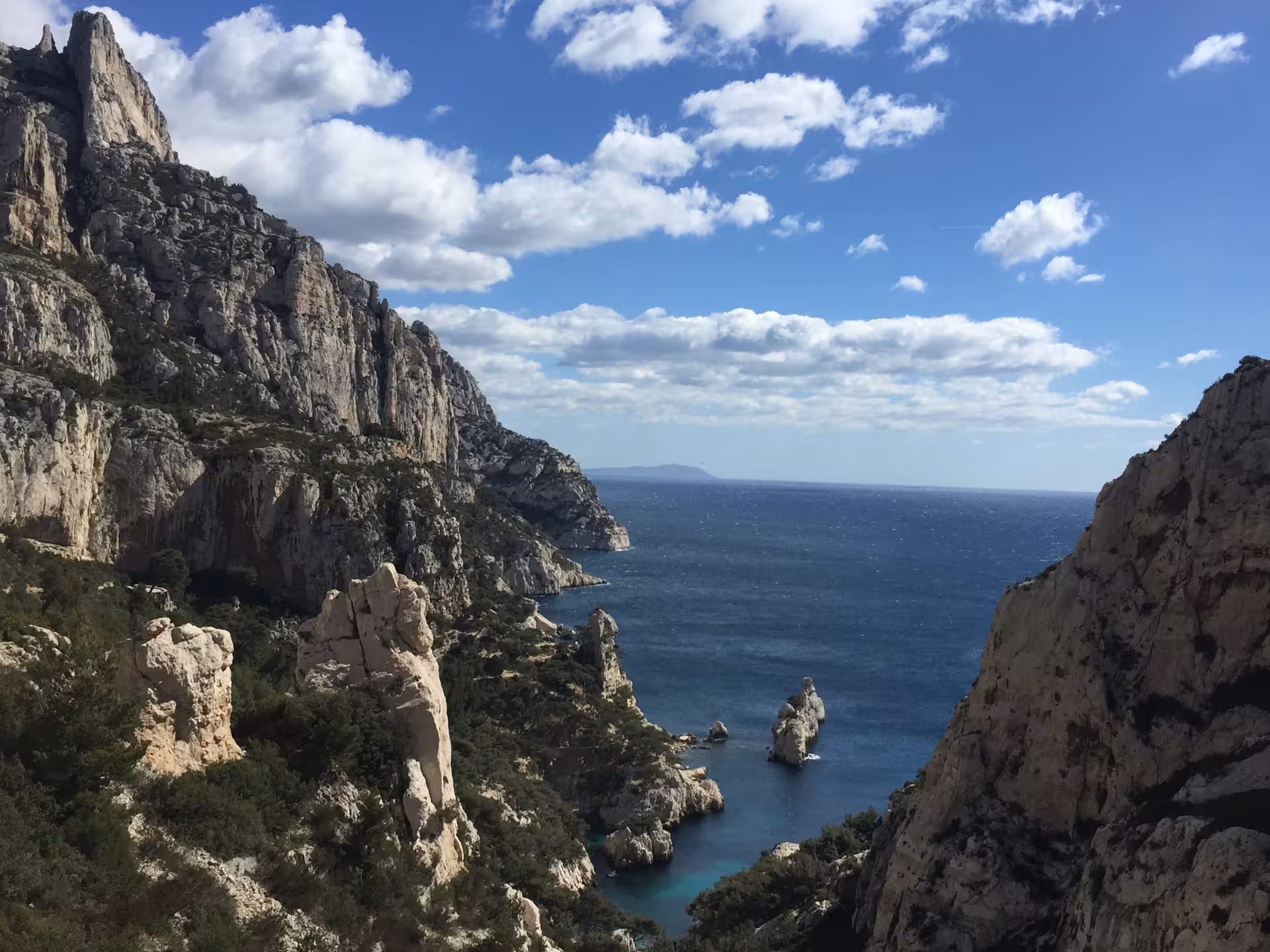 Dramatic Calanques sea cliffs and rocky coves on the Mediterranean, a highlight of the best Calanques in 3 days