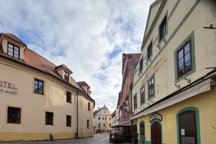 Cesky Krumlov old town street view during Vienna to Prague private transfer stopover in Czechia