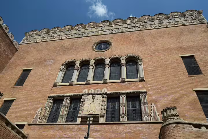 Dohány Street Synagogue exterior facade in Budapest Jewish Quarter, key stop on private walking tour