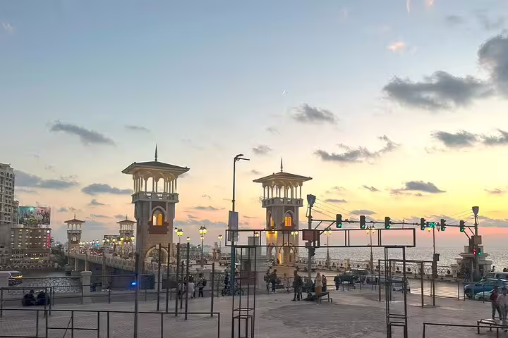 Sunset at Stanley Bridge Alexandria Corniche with sea views, highlight of Egypt tours package for 6 days