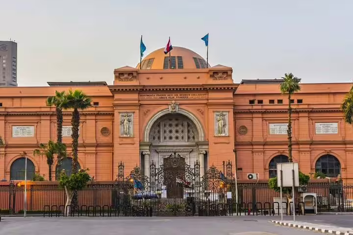 Front view of the Egyptian Museum in Cairo, key stop on 2-day Cairo by air trip from Hurghada