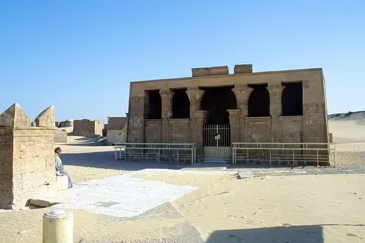 Desert temple ruins in El Minya with columns, featured on a private El Minya day tour from Cairo by car