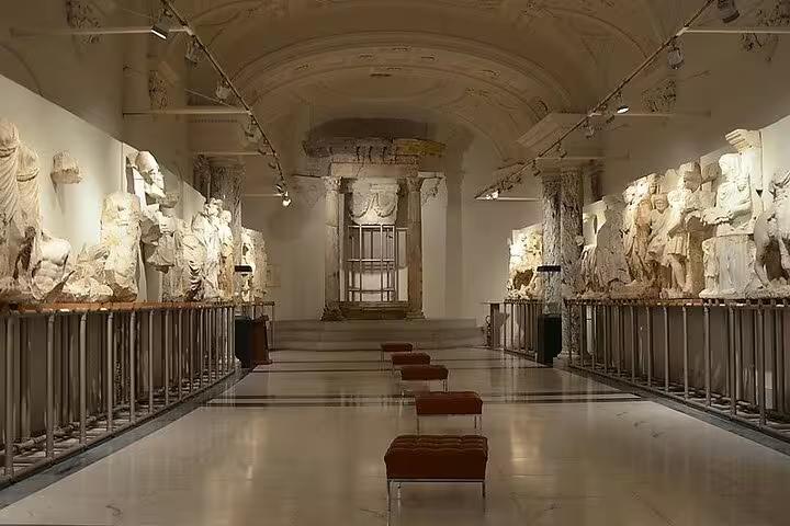Explore the grand marble statues at the Ephesus Museum on our private tour, including entry fees and lunch.