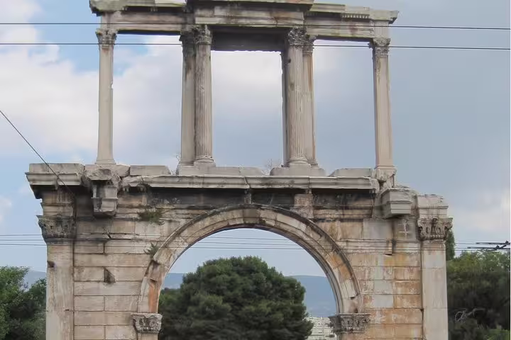 Hadrian’s Arch in central Athens, key stop on a fast city tour linking the Acropolis and Plaka district