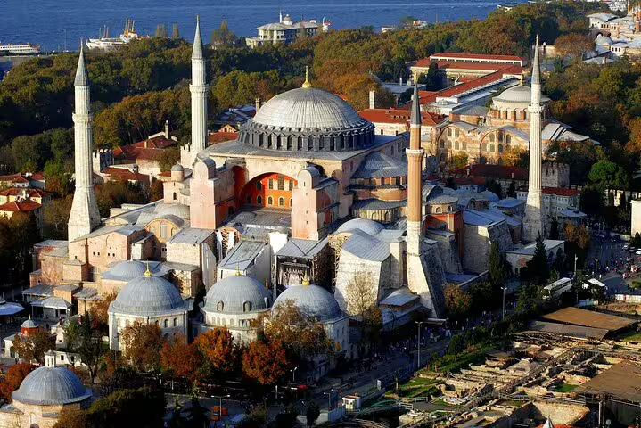 Hagia Sophia in Istanbul with domes and minarets, highlight of Turkey Delights private 10-day guided tour