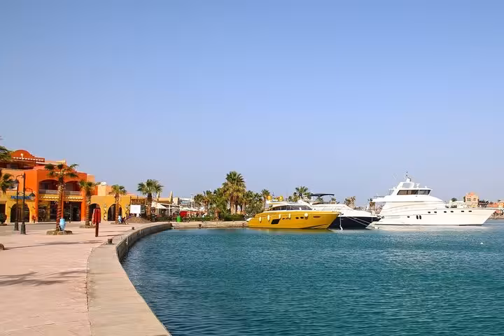 Hurghada marina promenade with luxury yachts, a scenic stop on a private Hurghada city tour with shopping