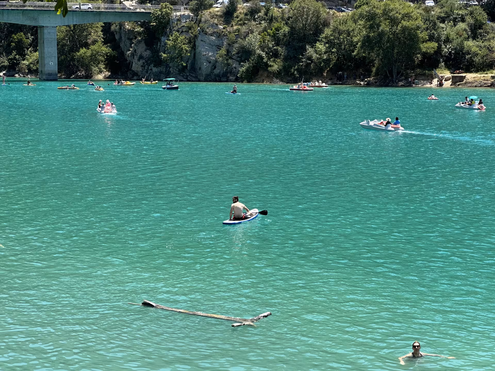 Turquoise Lake Sainte-Croix kayaking and pedal boats near Verdon Gorge, a scenic stop on a lavender day trip
