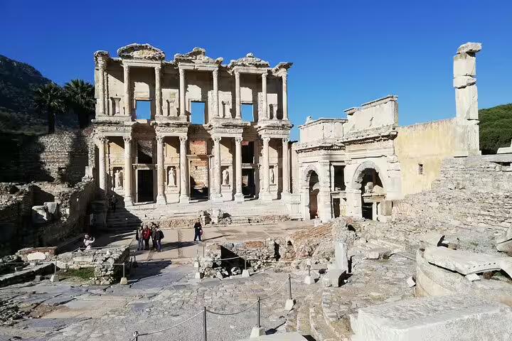 Library of Celsus ruins in Ephesus, a highlight on Turkey Delights private 10-day guided tour