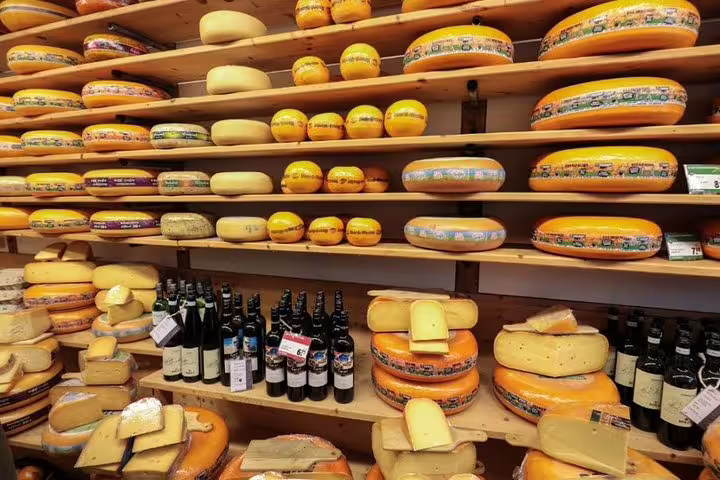 Dutch cheese shop shelves in Nijmegen, a tasty highlight to spot while playing the self-guided e-scavenger hunt