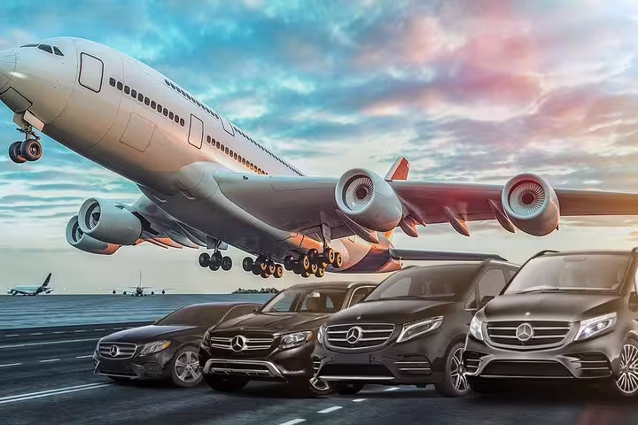Fleet of luxury vehicles for Sharm El Sheikh Airport private transfer service with flight arrival pickup