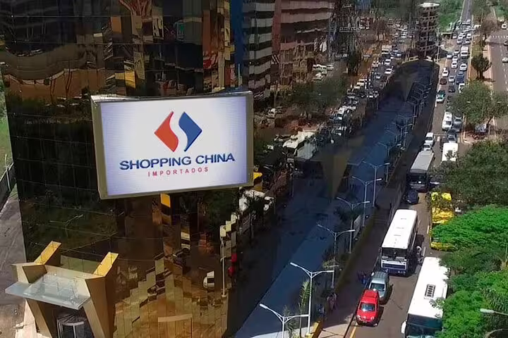 Shopping China building in Iguazu, a popular spot for tourists on the 4-day shared guided tour.