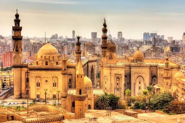 Panoramic view of Sultan Hassan and Al-Rifa’i mosques in Old Cairo, featured on Alexandria Port day tour