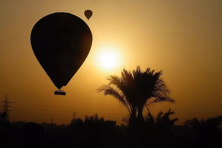 Sunrise hot air balloon over Luxor on a private overnight tour from Hurghada, Egypt Nile Valley views