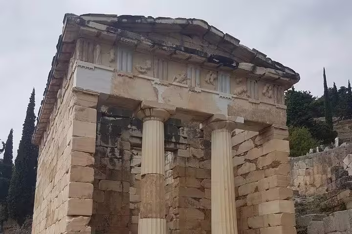 Treasury of the Athenians at Delphi, a highlight on a 2-day private tour from Athens to Meteora