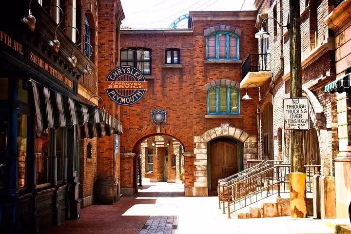 New York street set at Universal Studios Singapore on Sentosa, showcasing movie-style brick buildings and alleys