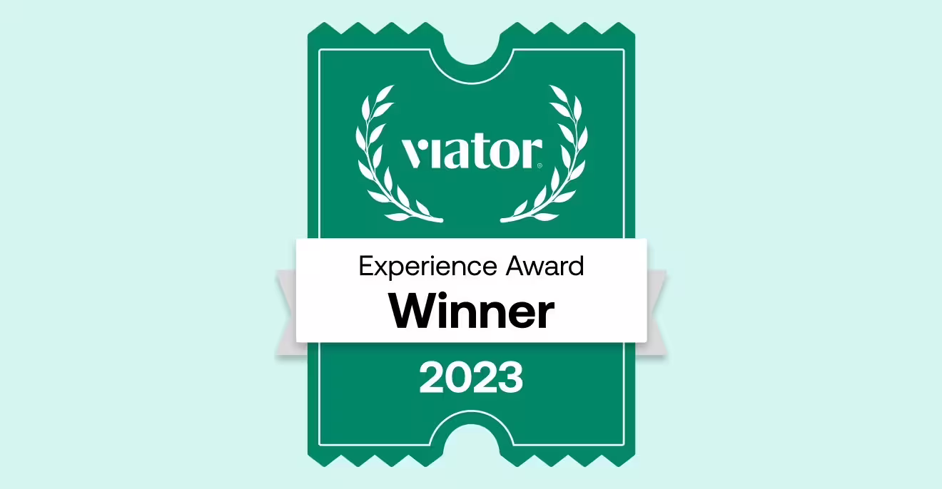 Award-winning tour to Zaanse Schans, Edam, Volendam, and Marken 2023 recognized by Viator for exceptional experiences.